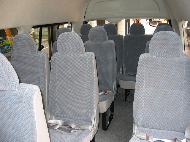 コミューターバス（ミニバス）・座席/車内